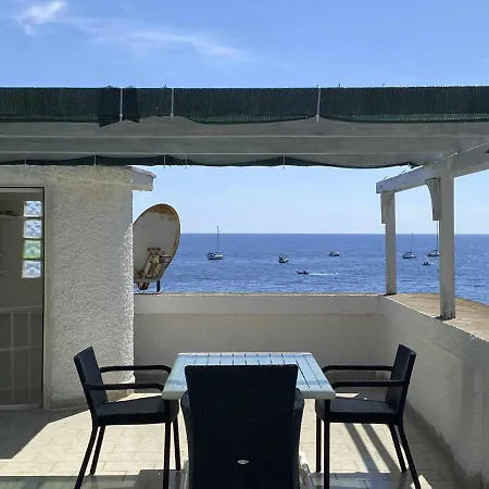 - La Terrazza Sul Mare Ferienhaus