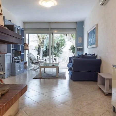 - La Terrazza Sul Mare Ferienhaus